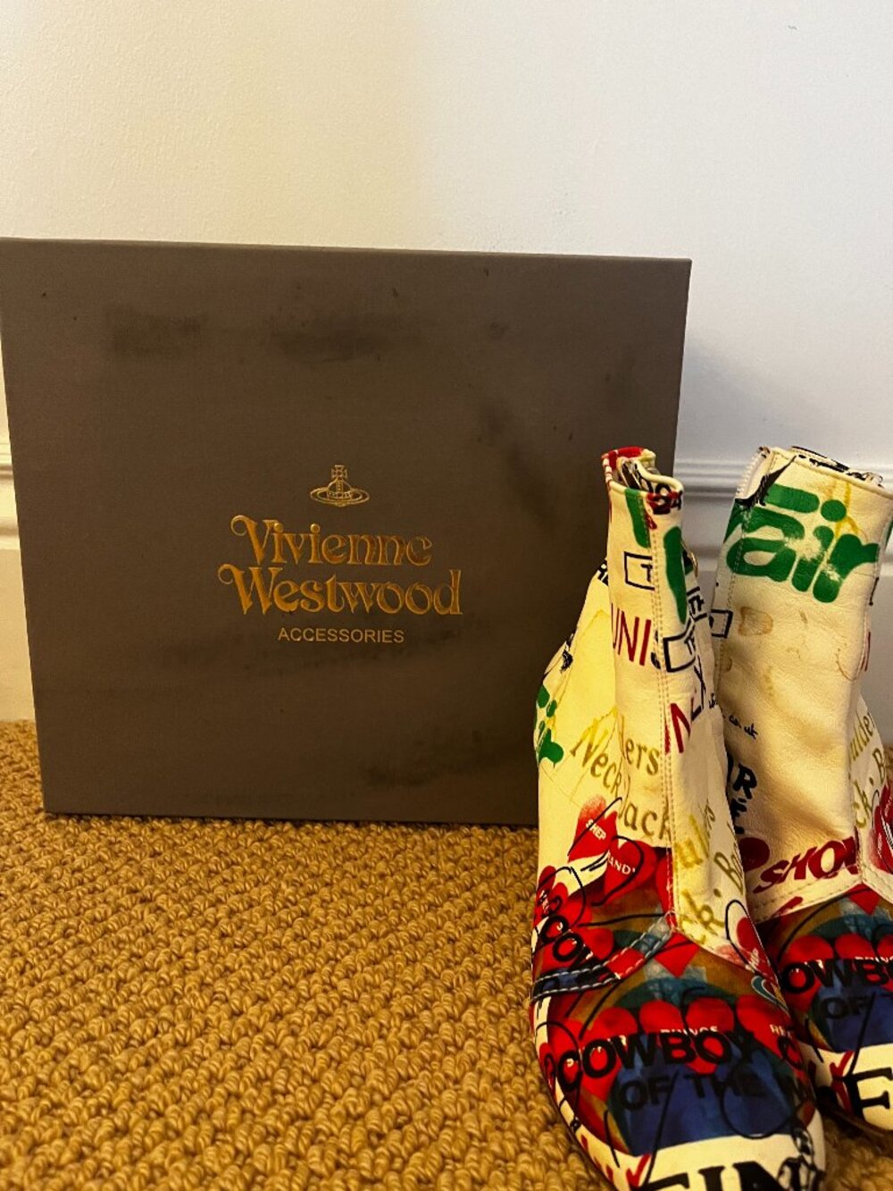 Vivenne Westood Designer Shoes Size 8